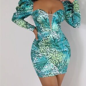 Elegant Green Patterned Dress